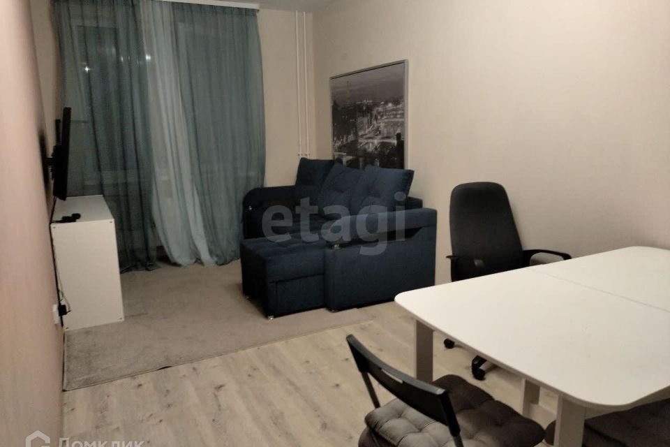 Сдаётся 2-комнатная квартира, 54 м²