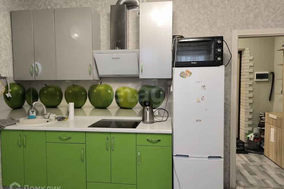 Продаётся 1-комнатная квартира, 32 м²