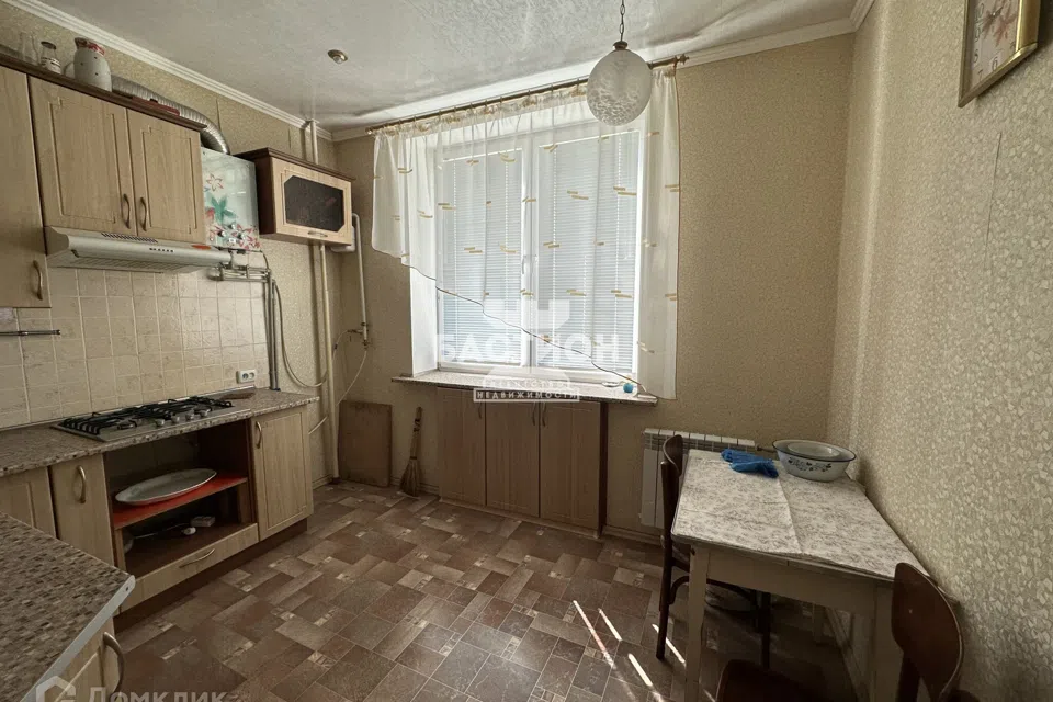 Продаётся 3-комнатная квартира, 74.8 м²