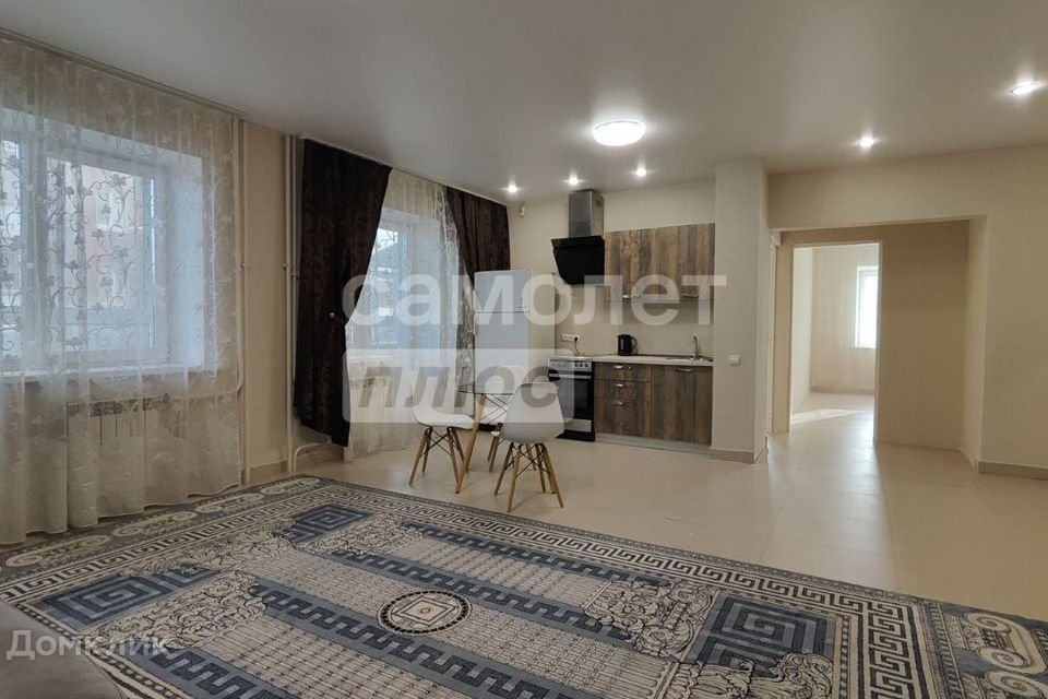 Продаётся 3-комнатная квартира, 93.5 м²