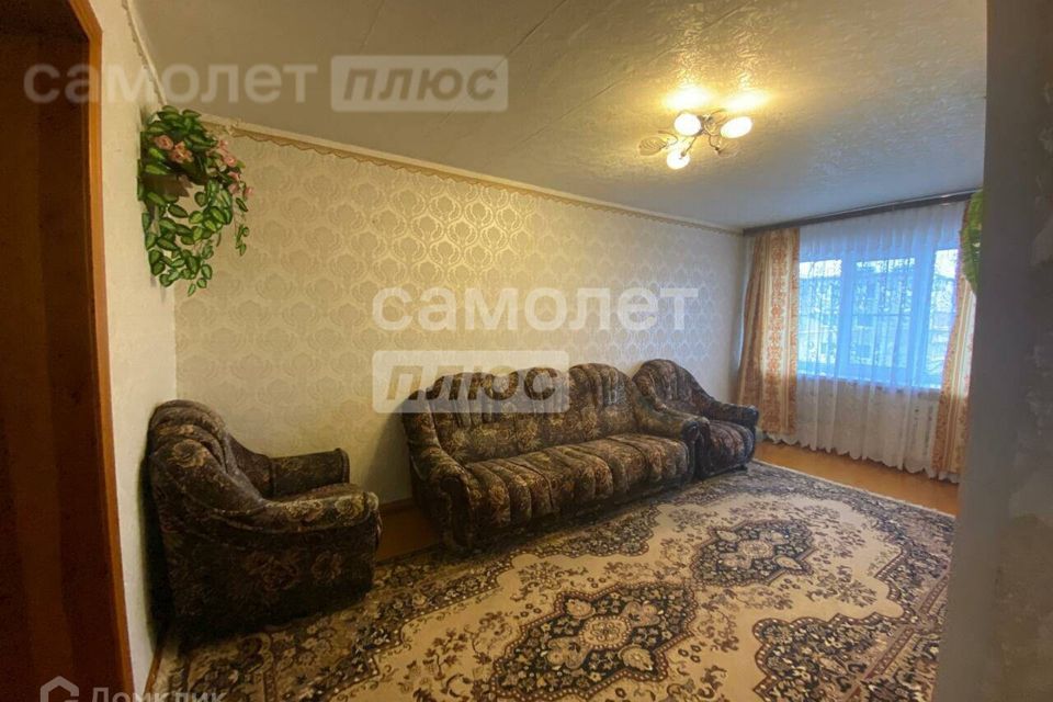Продаётся 3-комнатная квартира, 59.1 м²