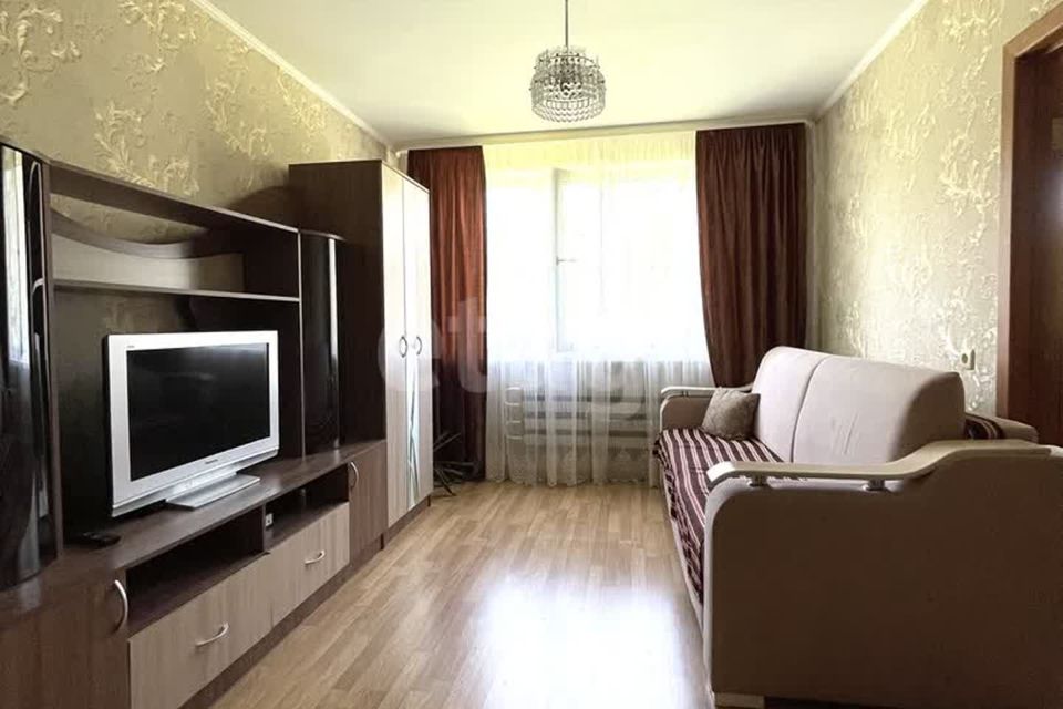 Продаётся 3-комнатная квартира, 60.5 м²