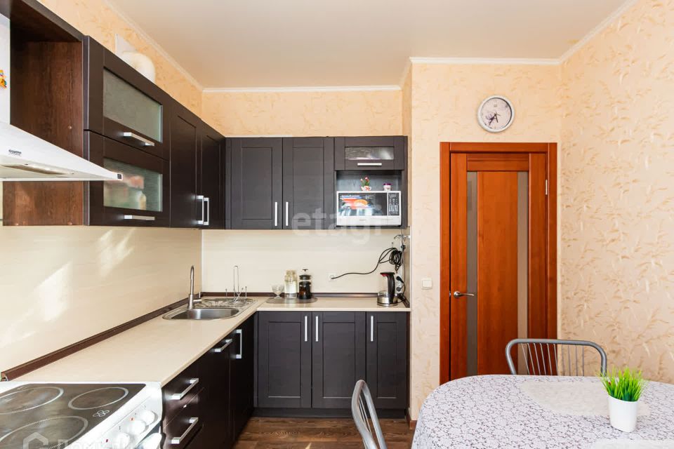Продаётся 1-комнатная квартира, 37.8 м²