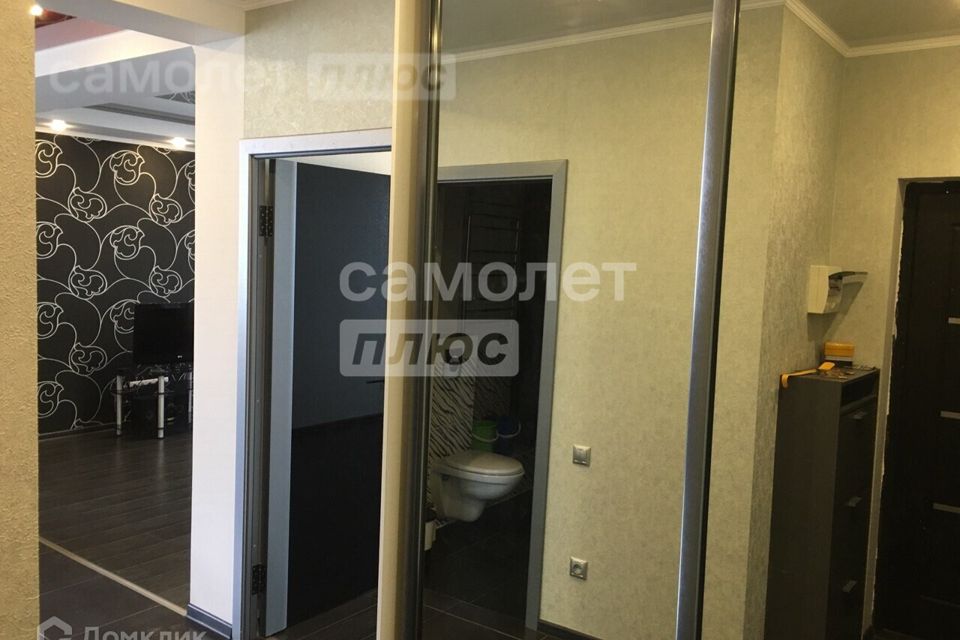 Продаётся 2-комнатная квартира, 57 м²