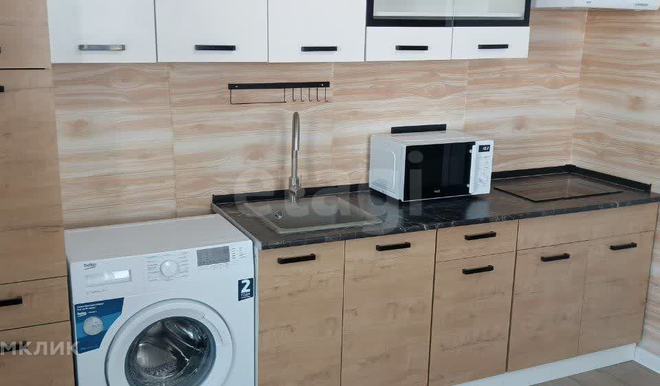 Сдаётся 1-комнатная квартира, 40 м²
