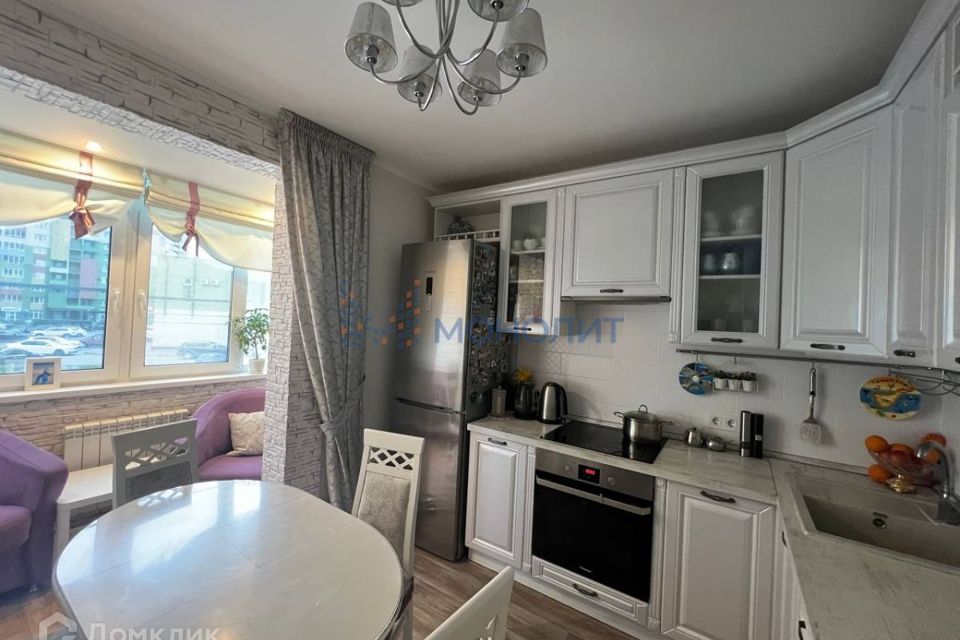 Продаётся 2-комнатная квартира, 61.7 м²