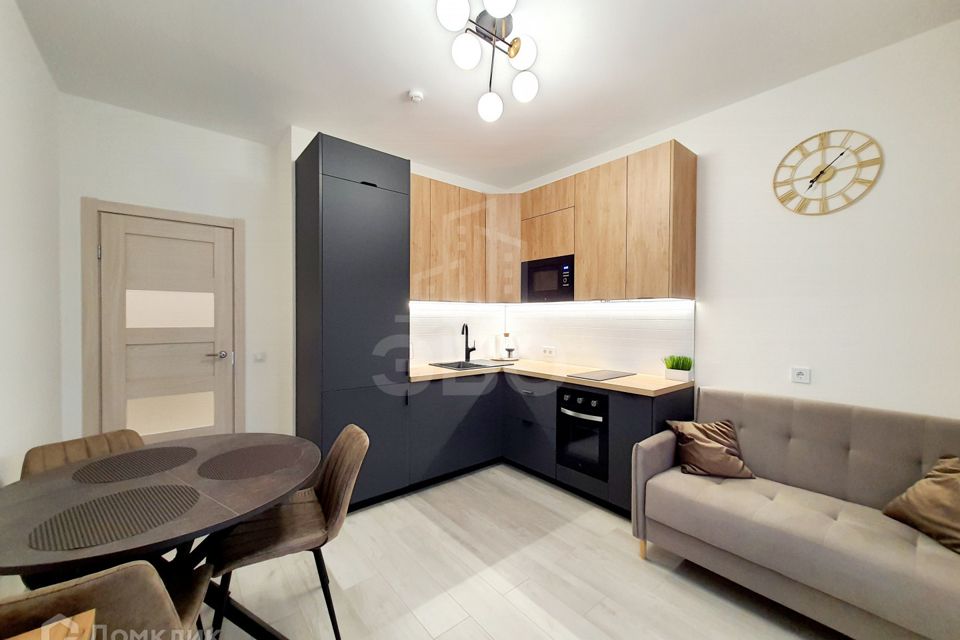 Сдаётся 1-комнатная квартира, 38 м²