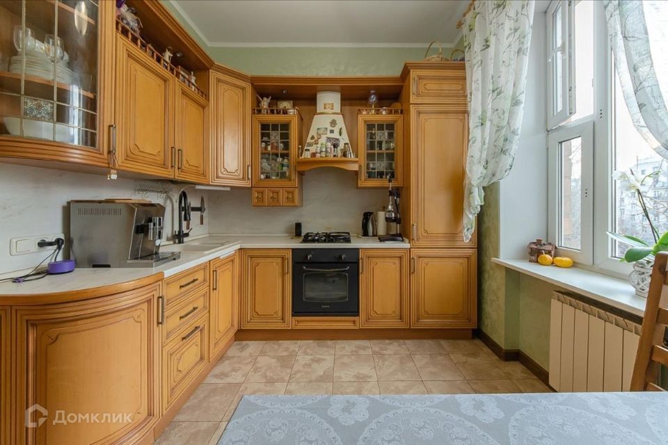 Продаётся 3-комнатная квартира, 81 м²