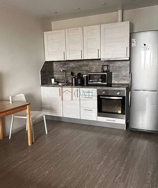 Сдаётся студия, 38 м²