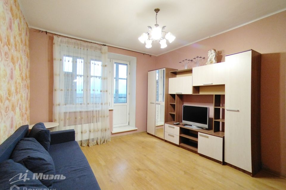 Сдаётся 2-комнатная квартира, 55.3 м²