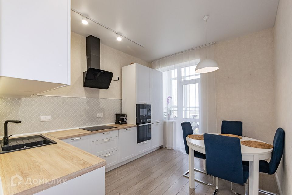 Продаётся 3-комнатная квартира, 76.4 м²