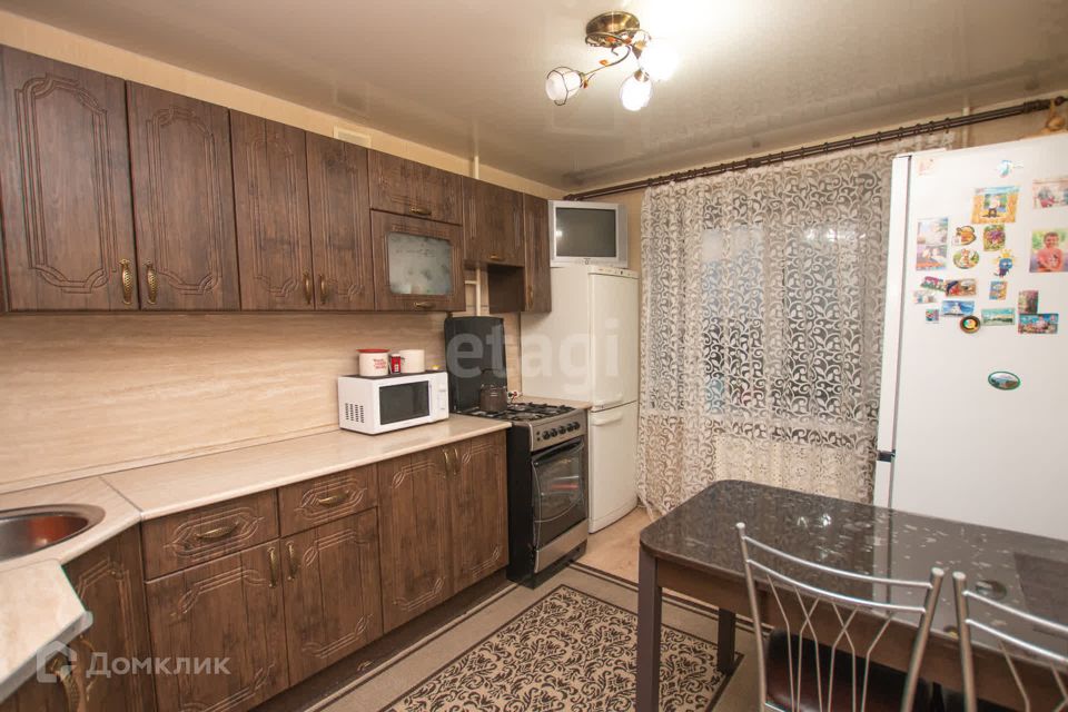 Продаётся 4-комнатная квартира, 96.4 м²