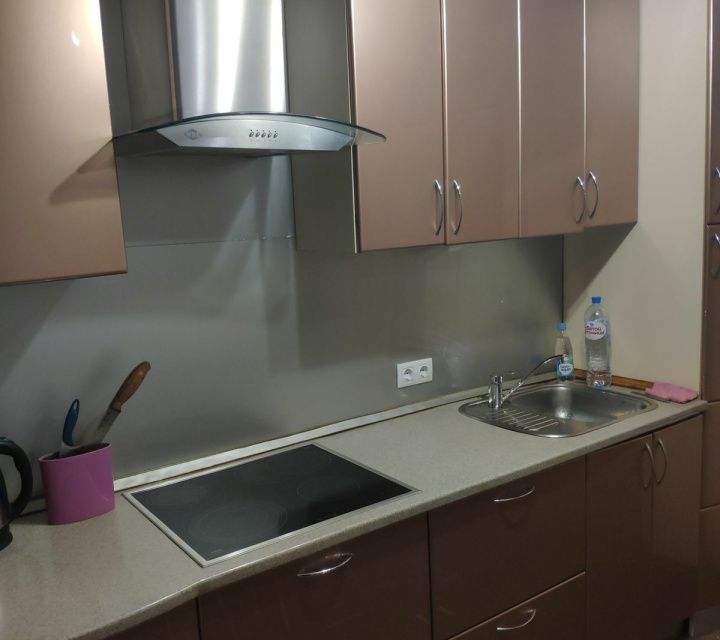 Сдаётся 4-комнатная квартира, 76 м²