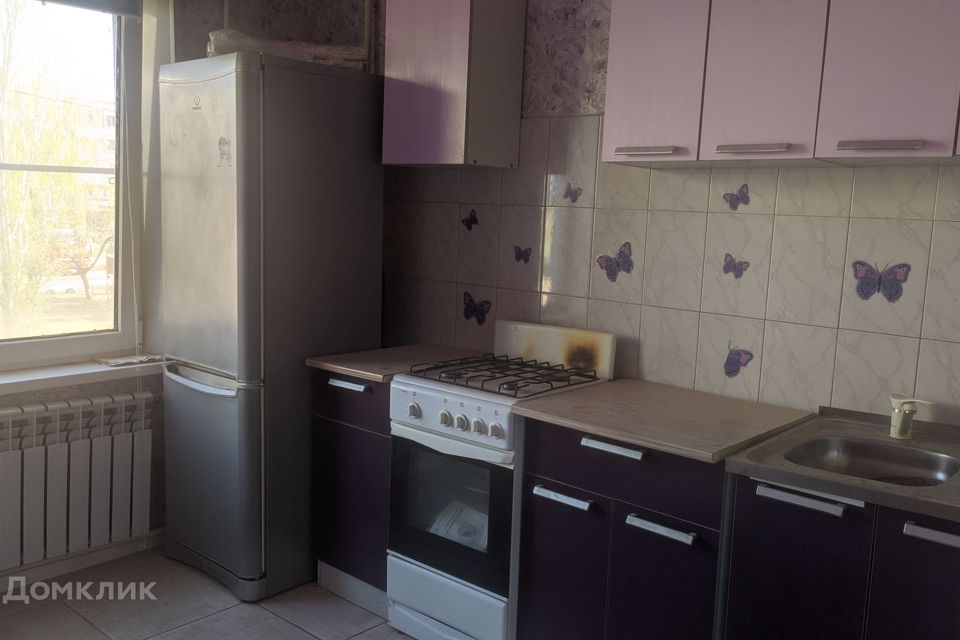 Продаётся 4-комнатная квартира, 68.1 м²