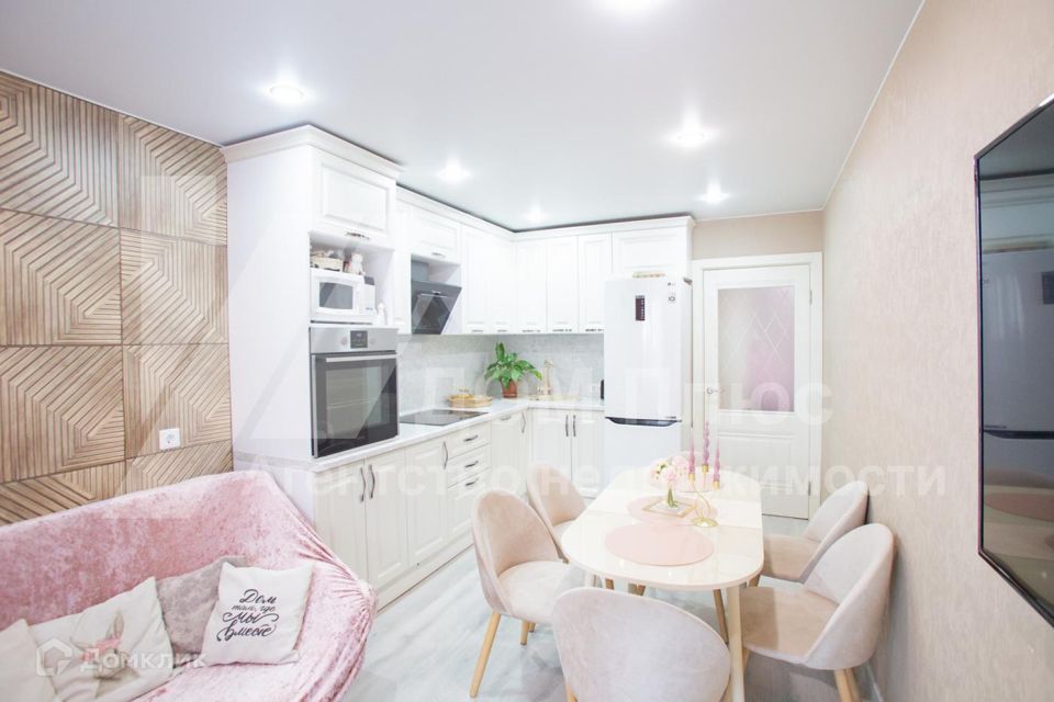 Продаётся 2-комнатная квартира, 54.7 м²