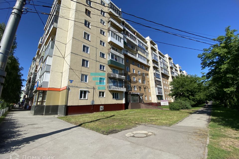 Продаётся 4-комнатная квартира, 77.7 м²