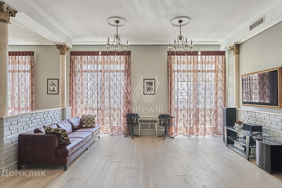 Сдаётся 2-комнатная квартира, 89 м²