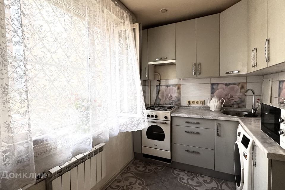 Продаётся 3-комнатная квартира, 62.8 м²