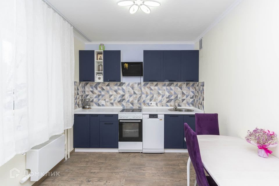 Продаётся 1-комнатная квартира, 41 м²