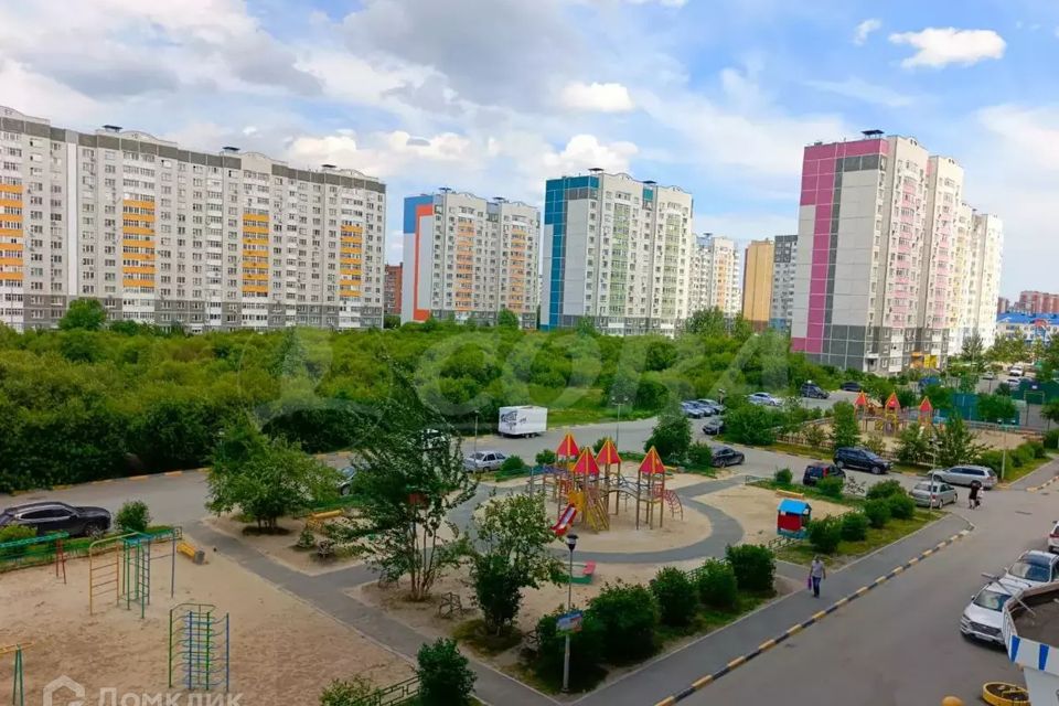Продаётся 3-комнатная квартира, 90 м²