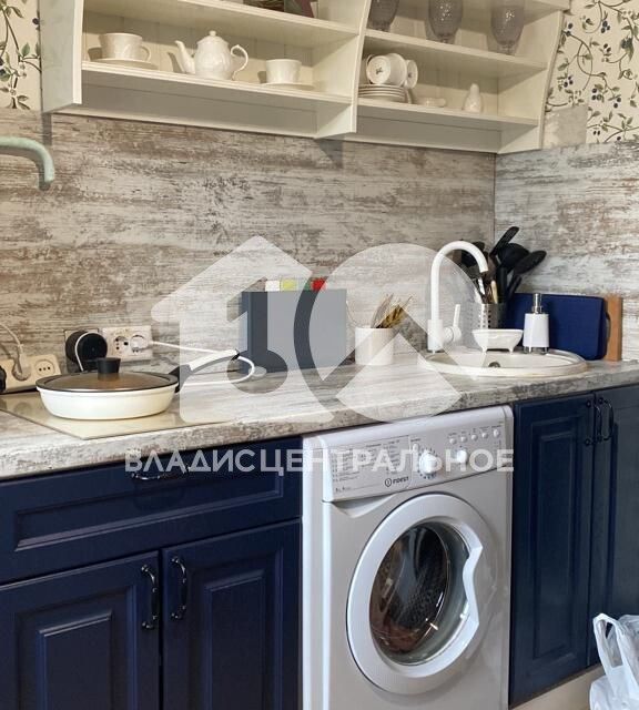 Продаётся 1-комнатная квартира, 37 м²