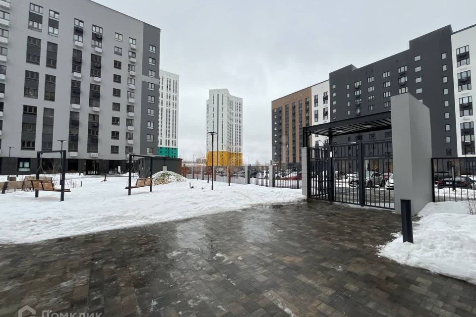 Продаётся 3-комнатная квартира, 75.7 м²