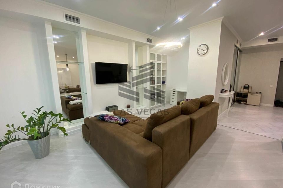 Сдаётся 3-комнатная квартира, 95 м²