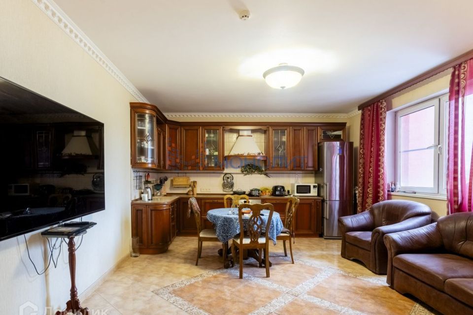 Продаётся 2-комнатная квартира, 80 м²