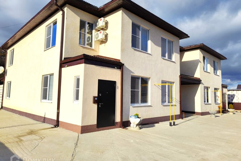 Продаётся 2-комнатная квартира, 61 м²