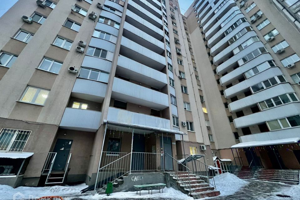 Продаётся 1-комнатная квартира, 37.8 м²