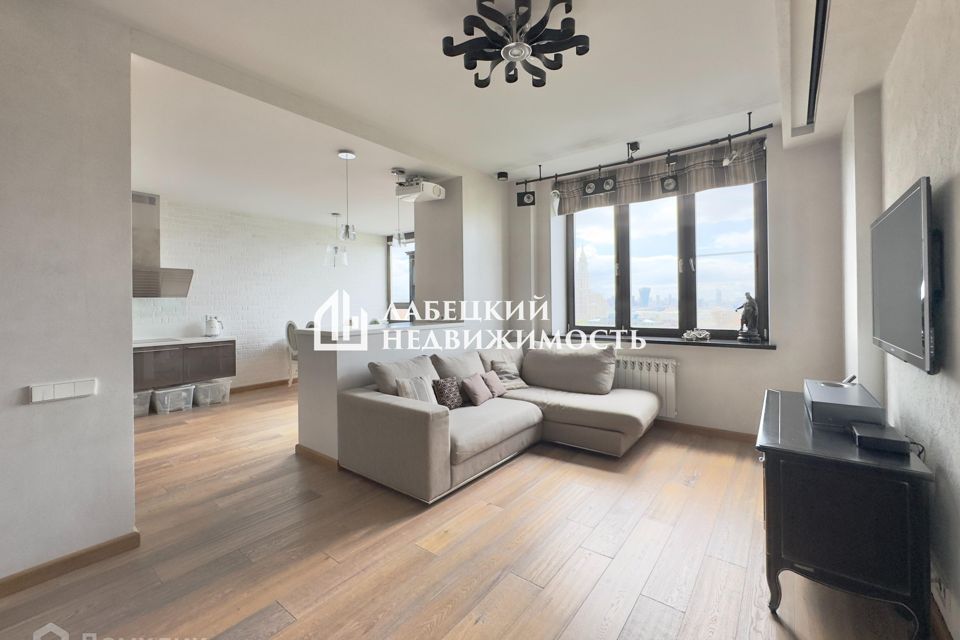 Продаётся 2-комнатная квартира, 83.3 м²