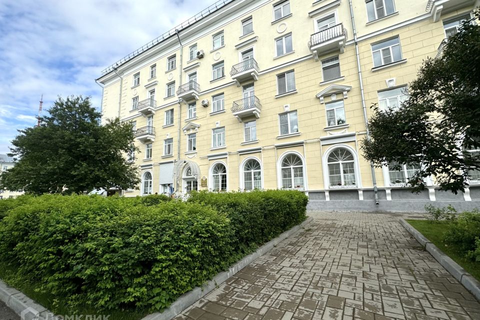 Продаётся 3-комнатная квартира, 87.2 м²