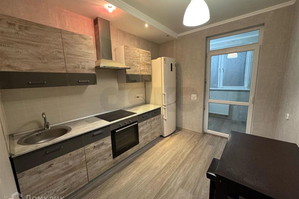 Продаётся 1-комнатная квартира, 38.2 м²