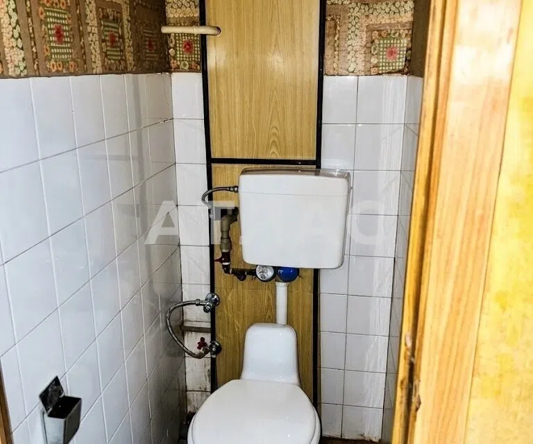Продаётся 3-комнатная квартира, 54.7 м²