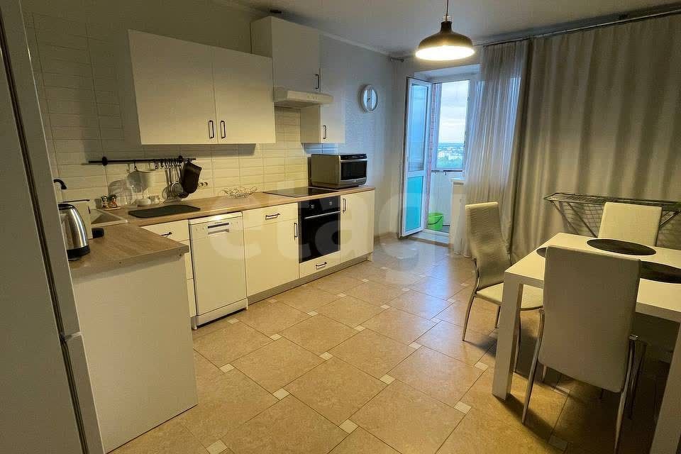 Сдаётся 2-комнатная квартира, 73.5 м²