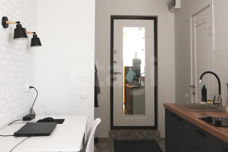 Продаётся 1-комнатная квартира, 17.5 м²