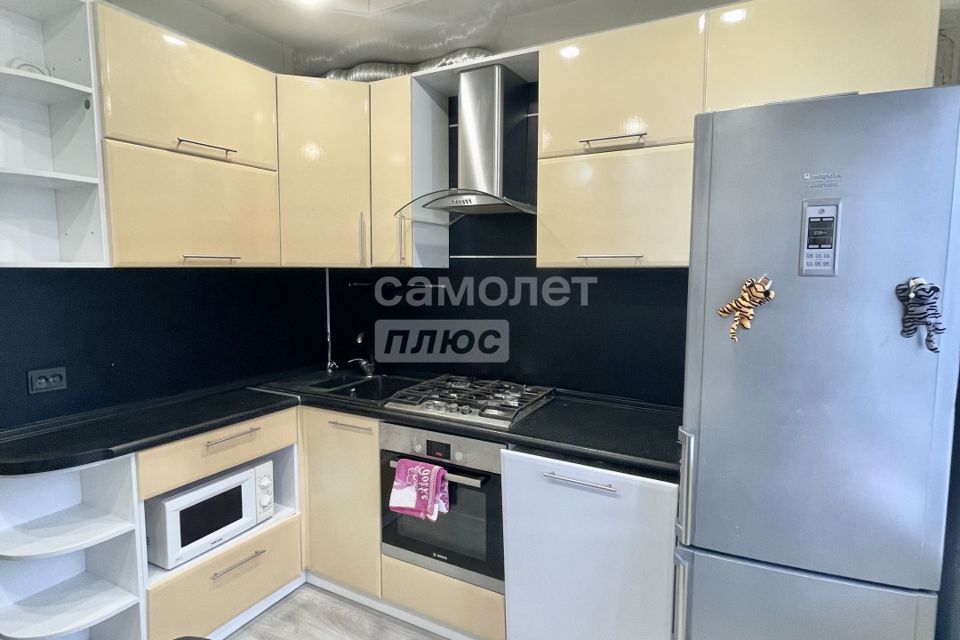 Сдаётся 2-комнатная квартира, 55 м²