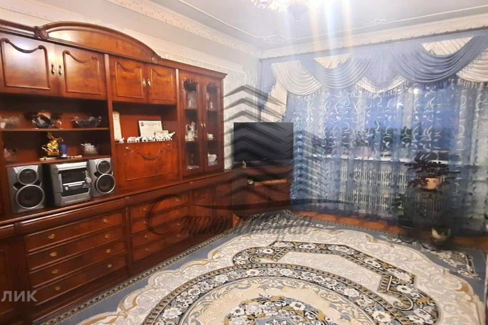 Продаётся 4-комнатная квартира, 126 м²
