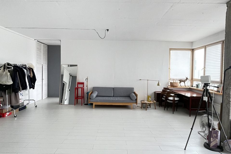 Продаётся 2-комнатная квартира, 81.2 м²