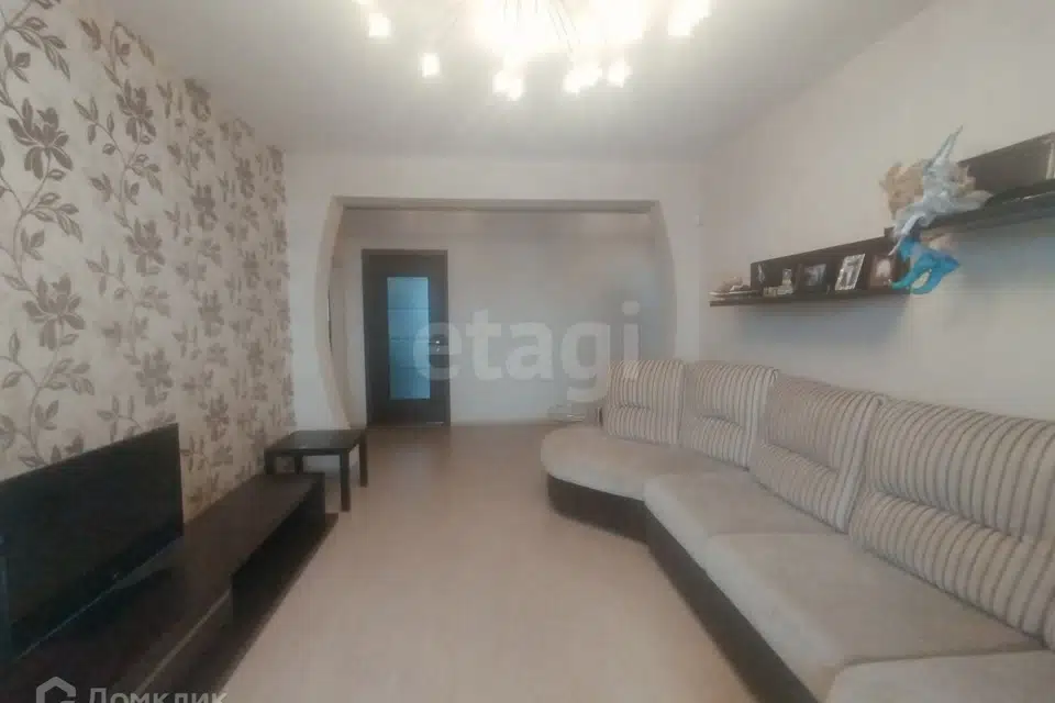 Продаётся 3-комнатная квартира, 81.9 м²