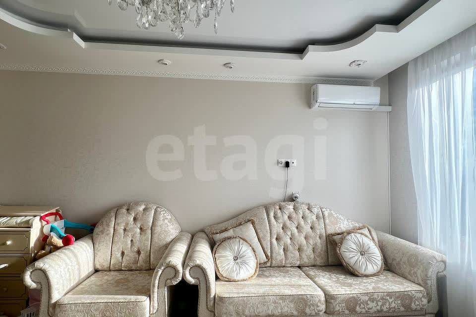 Продаётся 1-комнатная квартира, 38.8 м²