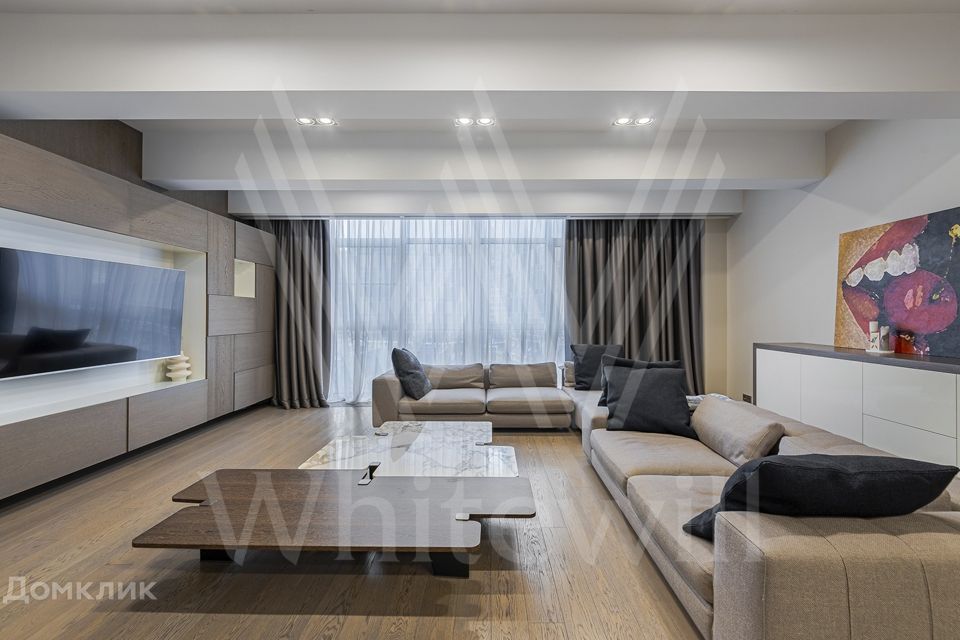 Продаётся 3-комнатная квартира, 119.3 м²