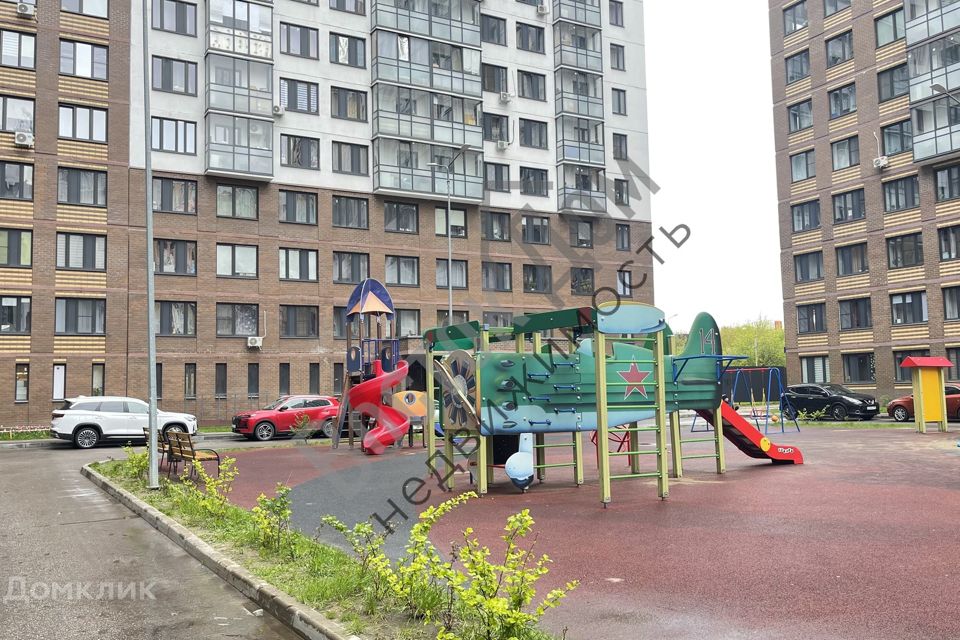 Продаётся 3-комнатная квартира, 66.7 м²