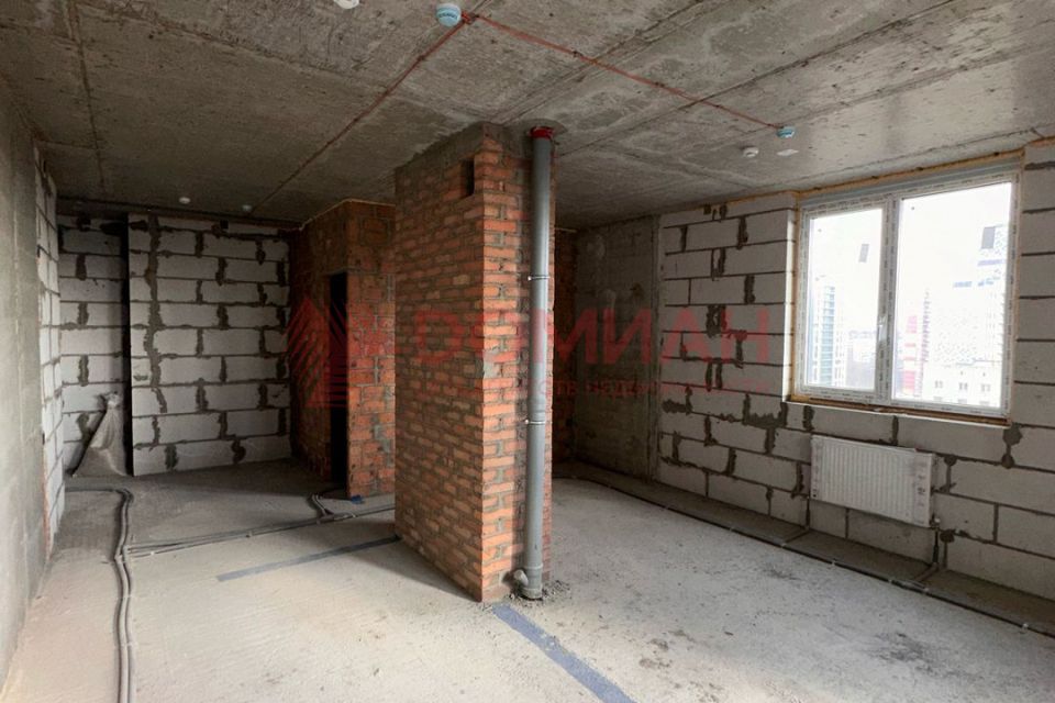 Продаётся 1-комнатная квартира, 38 м²