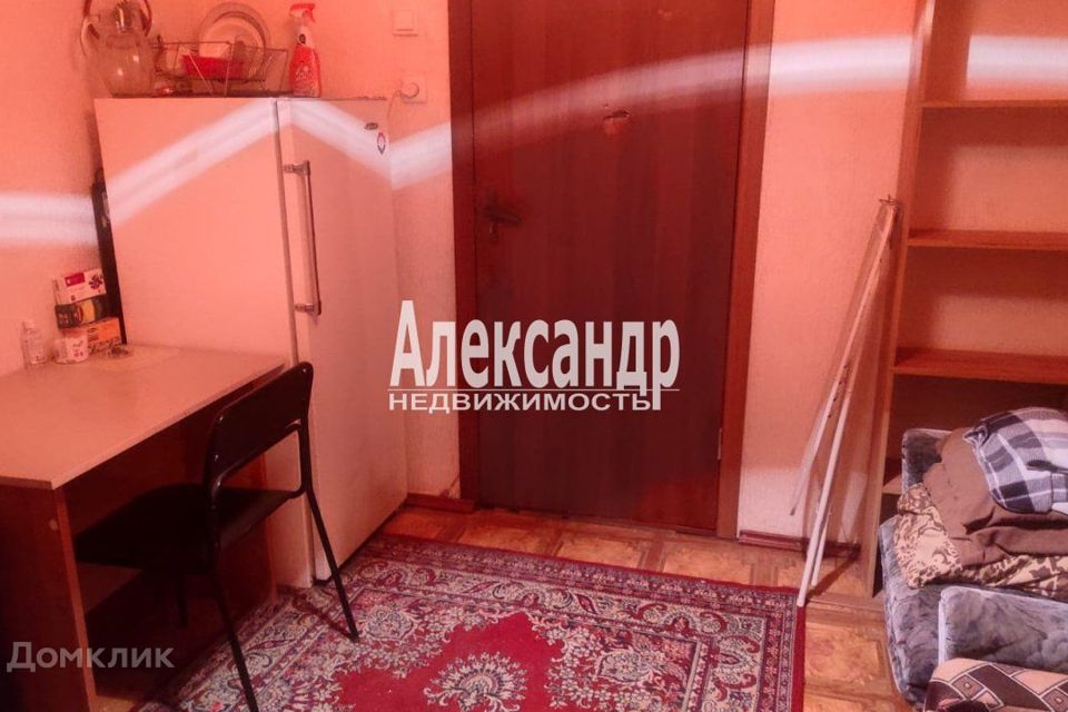 Продаётся комната в 4-комн. квартире, 10 м²