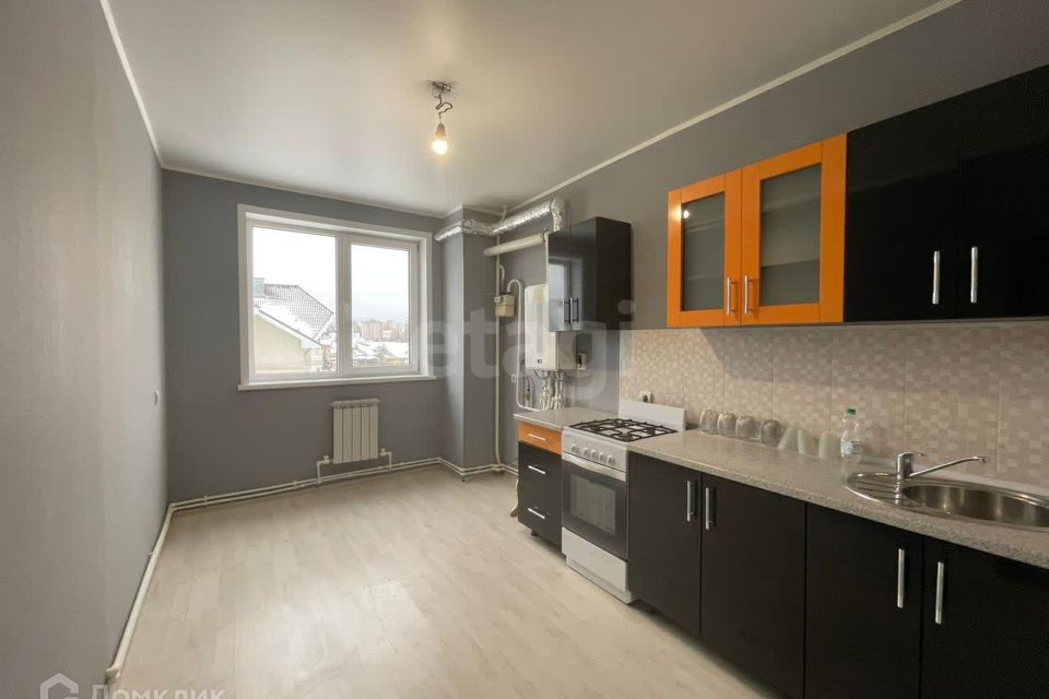 Продаётся 1-комнатная квартира, 42.3 м²