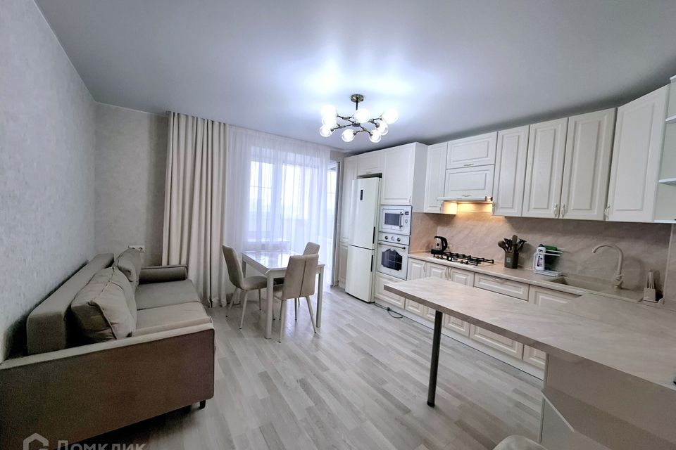 Сдаётся 2-комнатная квартира, 58 м²