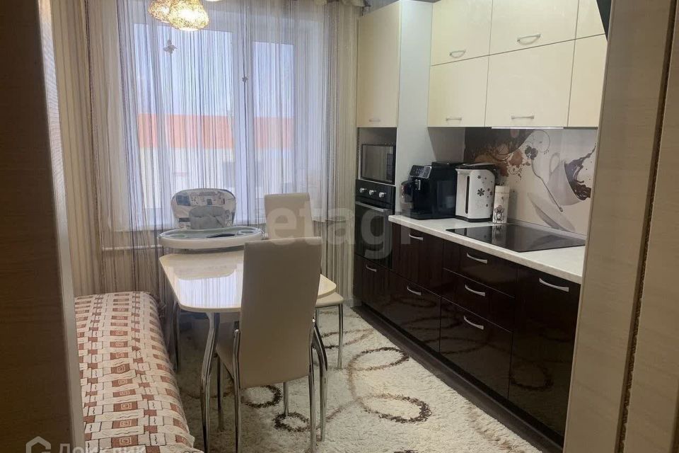 Продаётся 3-комнатная квартира, 66.3 м²