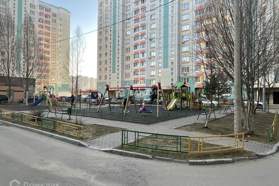Продаётся 3-комнатная квартира, 90.2 м²