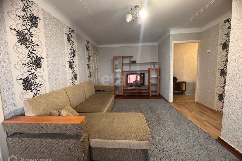 Продаётся 2-комнатная квартира, 43.8 м²